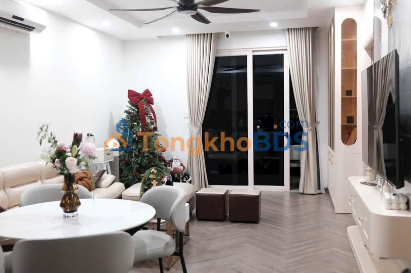 Bán căn hộ 3PN Phương Đông Green Park, 99m², view đẹp, sổ hồng