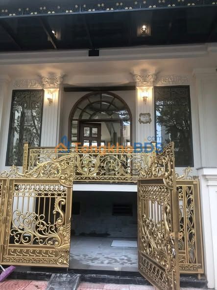 Cho Thuê Nhà 7 Tầng Mặt Tiền 8m Hoàng Như Tiếp, Long Biên - Kinh Doanh Đỉnh Cao