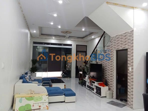 Mặt Bằng Kinh Doanh Phố Xuân Đỗ, Long Biên - 70m² Giá Tốt
