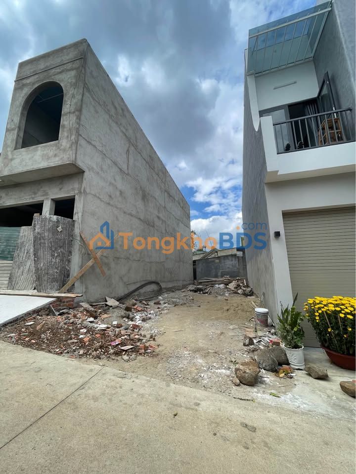 Đất Mặt Tiền Đặng Nguyên Cẩn, Buôn Ma Thuột - 70m² Thổ Cư, Giá 2.5 Tỷ