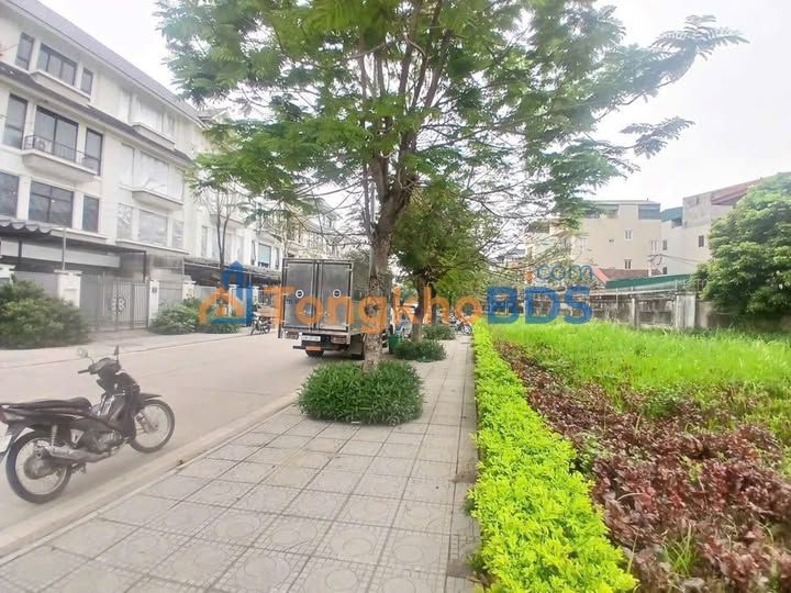 Nhà vườn Geleximco Lê Trọng Tấn 120m² 22 tỷ - Vị trí đẹp