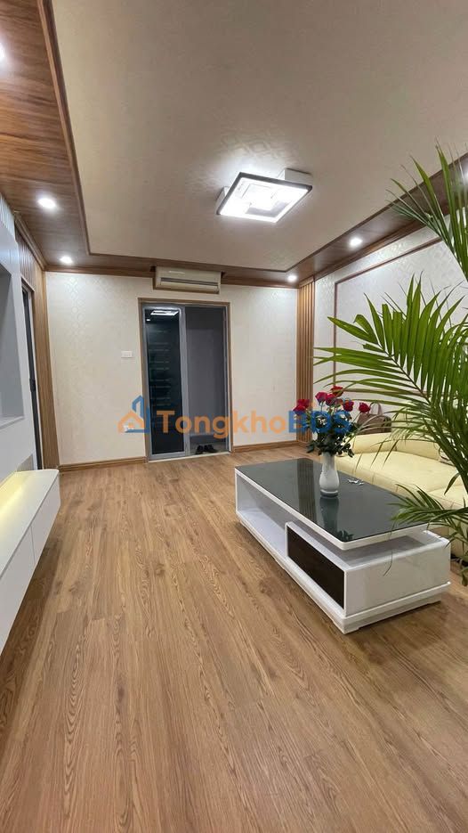 Bán Gấp Căn Hộ 80m² Quỳnh Lôi, Hai Bà Trưng - Full Nội Thất, Sổ Đỏ Chính Chủ