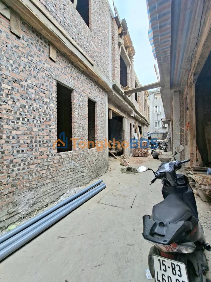 Nhà 4 Tầng Phố Đà Nẵng 41m² - 3.4 Tỷ, Ô Tô Gần Nhà