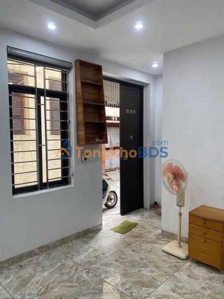 Phòng Trọ 22m² Nguyễn Sơn, Long Biên - Giá 3 Triệu, Sẵn Sàng Ở Ngay