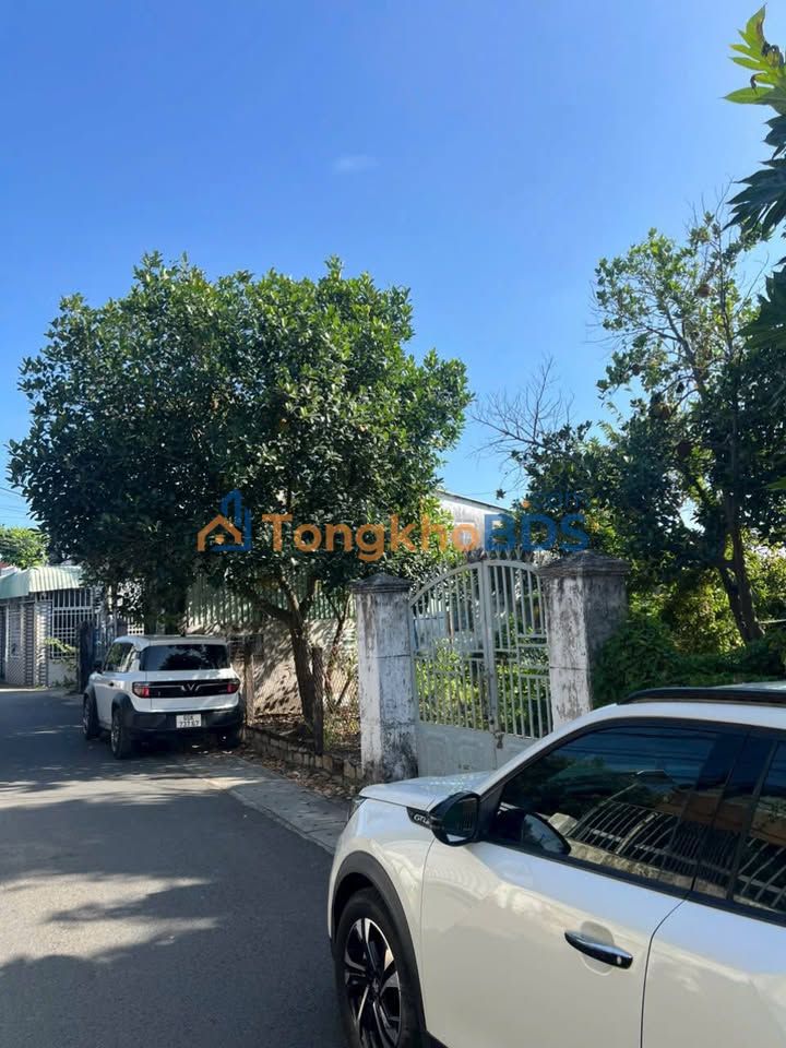 Bán Đất Góc 2 Mặt Tiền Long Hương, Bà Rịa - 543.6m² Giá 5.2 Tỷ