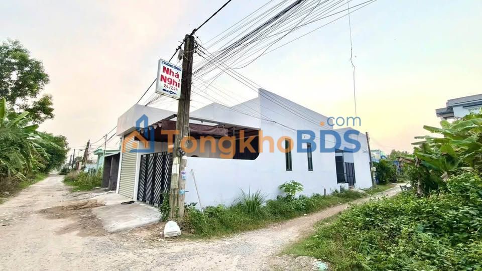 Nhà Trục Chính Kênh Hoà Thuận, Châu Thành - 159m² Sổ Đỏ, 3PN, Gara Ô Tô