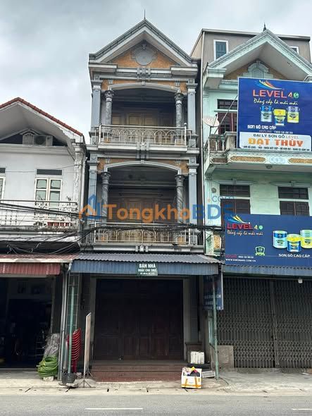Nhà 3 Tầng Mặt Tiền 4.5m, 250m² Tại Ngã 3 Cát Đằng, Ý Yên, Nam Định - Giá Tốt