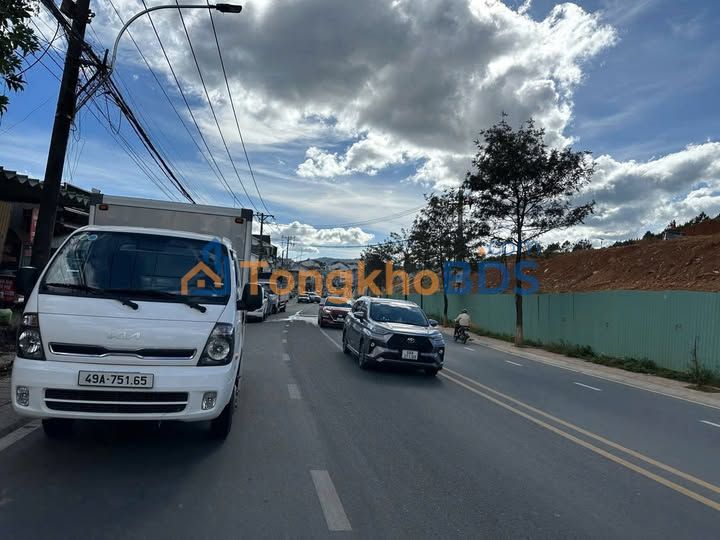 Đất Vàng Mặt Tiền Xô Viết Nghệ Tĩnh, Đà Lạt - 2300m² Thổ Cư, Kinh Doanh Đa Ngành