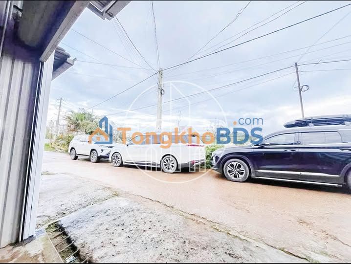 Nhà Phố Đà Lạt 100m² 3PN - Sổ Hồng Sẵn Sàng - Giá 2.35 Tỷ