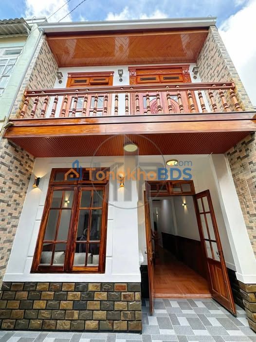 Nhà Phố 50m² P.8 Đà Lạt - 3PN, Sổ Hồng Riêng, Giá 2.5 Tỷ