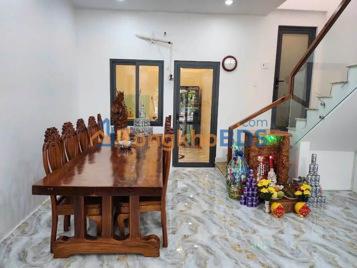 Nhà 1 Trệt 1 Lầu 100m² Gần Vòng Xoay Phú Cường, Rạch Giá - Giá Tốt