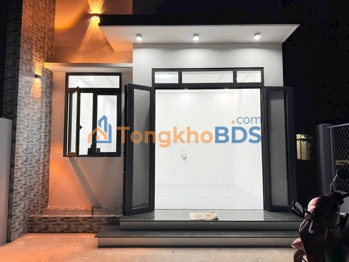 Nhà Mặt Tiền Đường Tình, Bến Tre - 186m², 2 Tỷ 250Tr - Kinh Doanh Sầm Uất