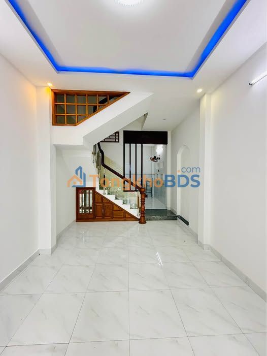 Nhà mặt tiền Nguyễn Thị Minh Khai 40m2 5.6 tỷ - Chính chủ