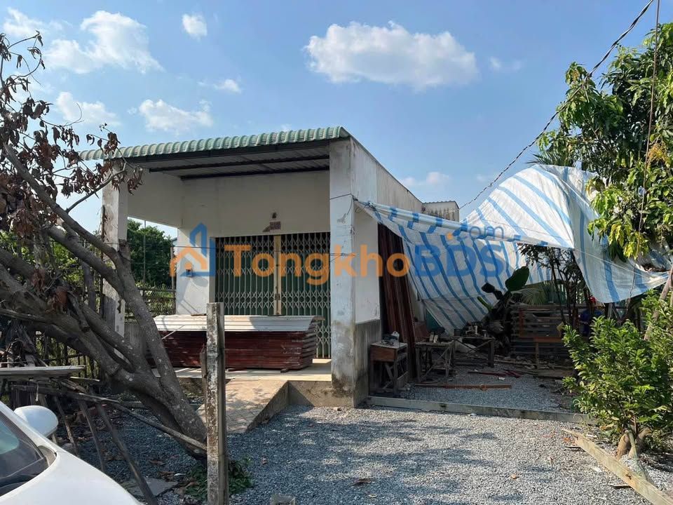 Nhà 200m² Trảng Bàng, Tây Ninh - Sổ Hồng Riêng, Giá 980 Triệu