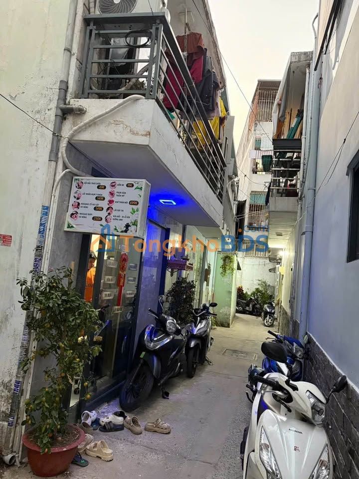 Nhà Gò Vấp 2 Tỷ - Ngay CV Làng Hoa, Nở Hậu Lộc Phát