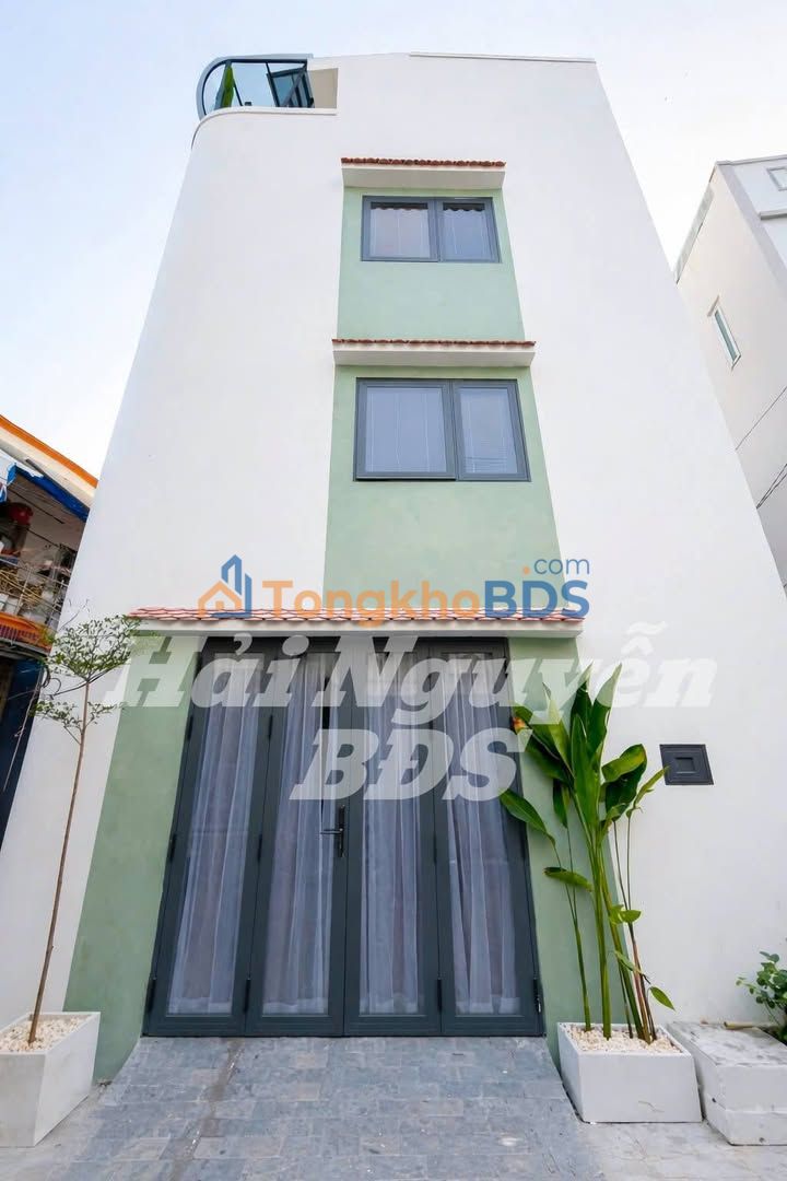 Nhà 3 lầu Huỳnh Tấn Phát 18m² 3.98 tỷ - Ô tô vào tận nhà