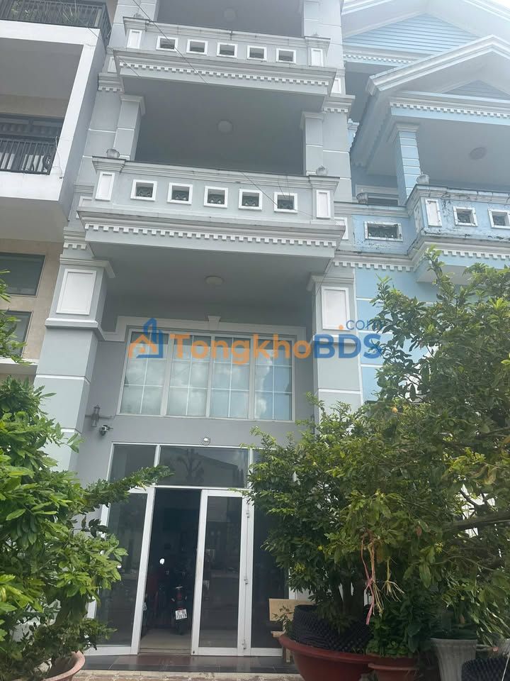 Nhà 4 Tầng Mặt Tiền Phạm Ngọc Thạch, Ninh Kiều - Kinh Doanh Đa Ngành 25 Triệu