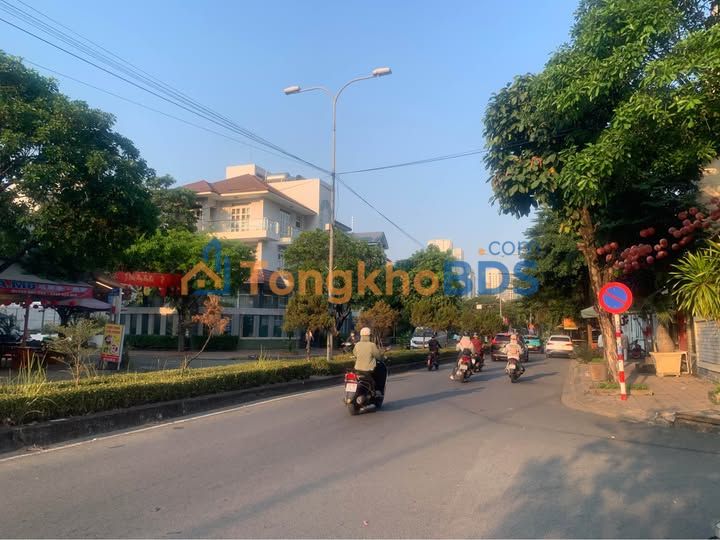 Cho thuê MBVP 85m² Song Hành XLHN, Thủ Đức - Giá 28 Triệu/Tháng