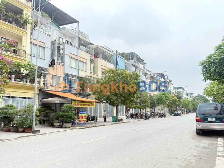 Bán Gấp Nhà Phố Văn Quán 78m² 4 Tầng - Kinh Doanh Sầm Uất