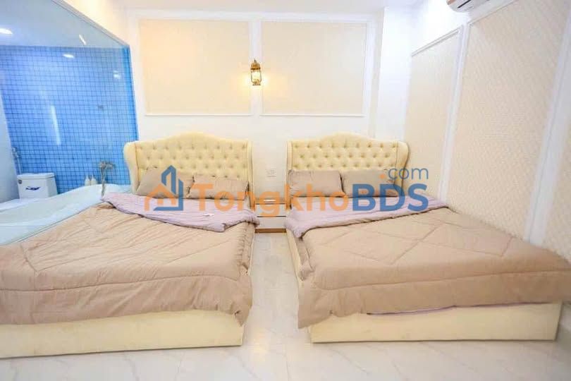 Homestay 67.3m² Xuân Diệu - Quy Nhơn: 9PN, 4.5 tầng, cách biển 30m