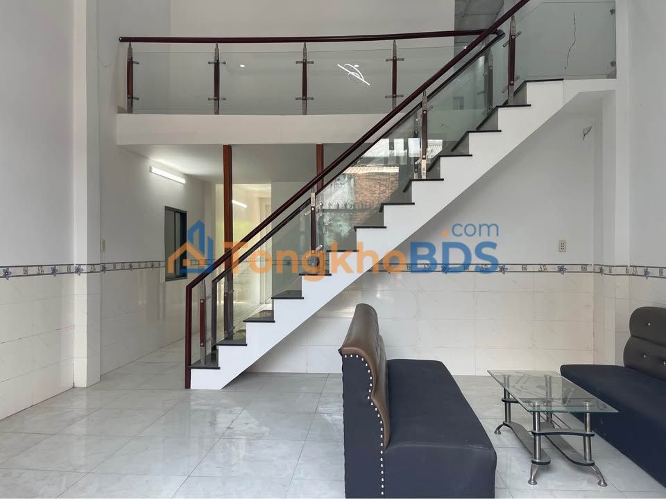 Nhà Sổ Riêng Dĩ An 90m² - Giá 1.5 Tỷ, Cắt Lỗ Bán Gấp