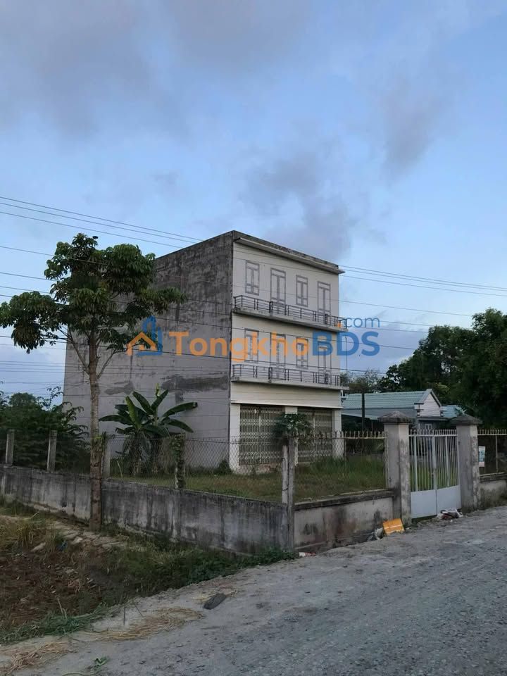 Nhà riêng Gò Công 563m² 4.5 tỷ - Chính chủ sẵn sàng ở ngay