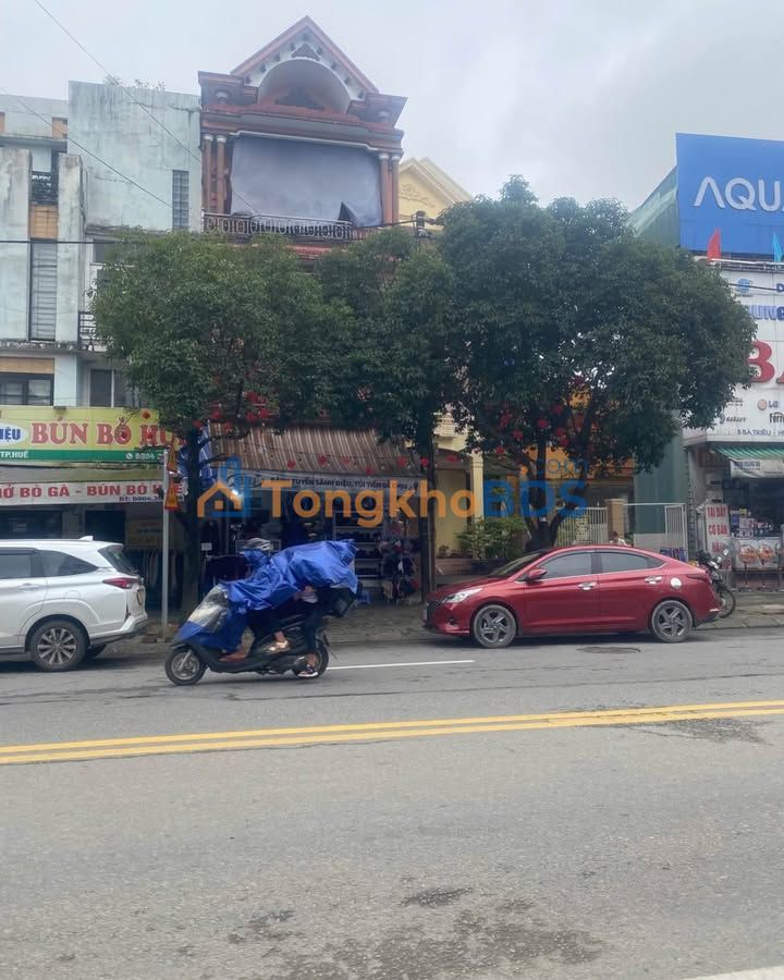 Nhà Mặt Tiền Bà Triệu Vỹ Dạ, Huế - 66m², 3 Tầng, Giá Tốt