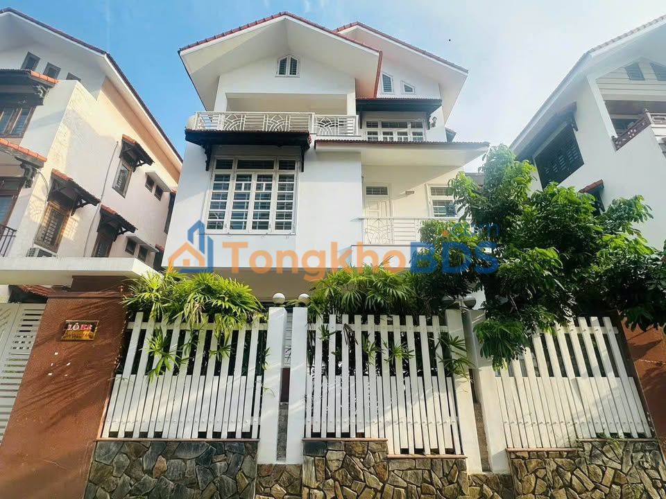 Townhouse Hà Huy Tập Huế 224m2 giá 1 tỷ - Chính chủ bán