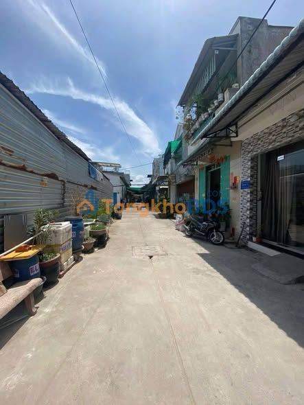 Nhà Hẻm 4m, 4x12m, 3PN Nhà Bè - Giá 2.3 Tỷ