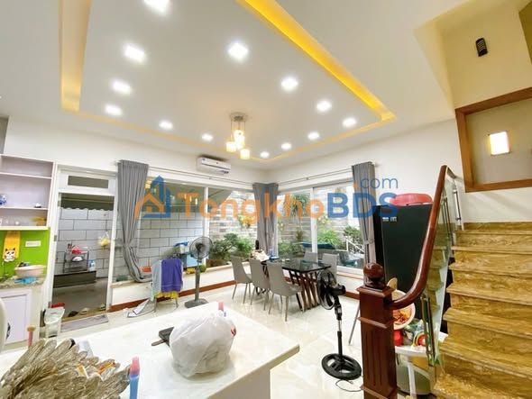 Nhà 142m² Nguyễn Cảnh Dị, Tân Bình - 8PN, 4 Tầng, Ô tô vào nhà - Giá 22 Tỷ