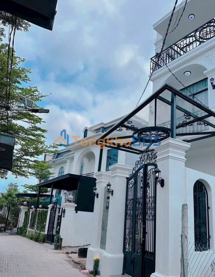 Nhà Trần Phú, Huế 72m² 4PN - Giá 3.25 Tỷ - Sẵn Sàng An Cư