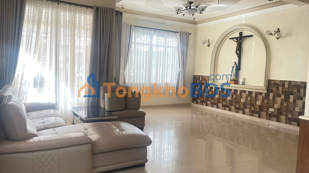 Nhà Phố Đà Lạt 198m² - Trung Tâm Lõi - 9PN - Giá 37 Tỷ