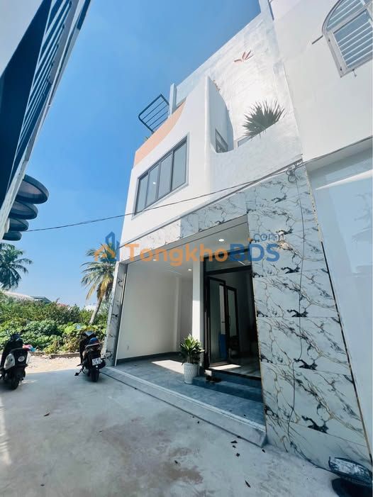 Nhà Phường 6 Mỹ Tho 62m² 2 Tầng 3PN - Giá 2.88 Tỷ, Hướng Đông Nam