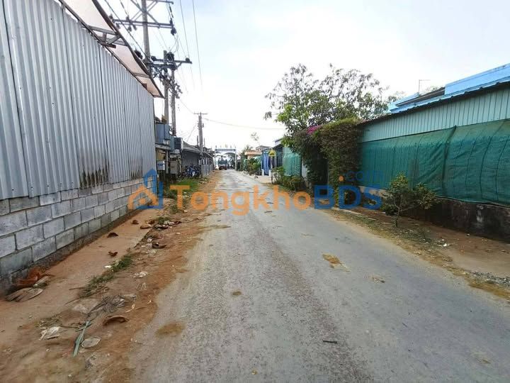 Nhà 10m² đường nhựa, Gò Công Tây, Tiền Giang - Giá 750 triệu