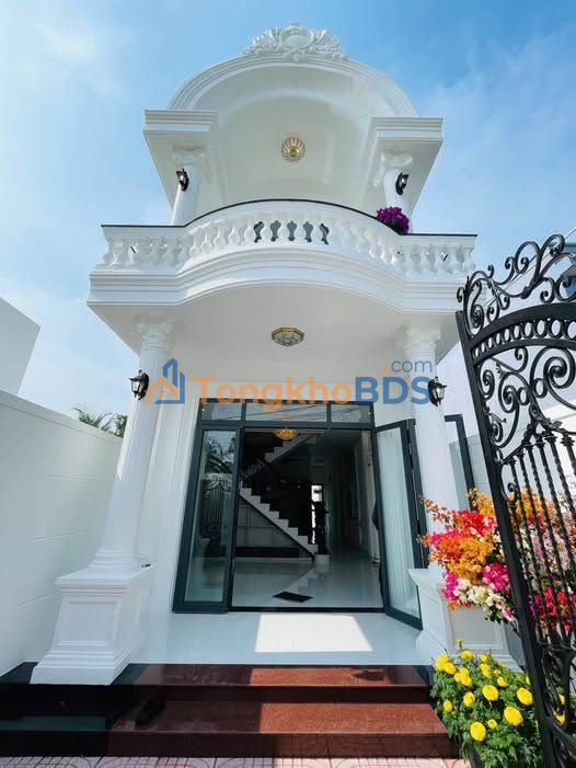 Nhà Tân Cổ Điển 3PN Phường Trung An (100m²) - 2.74 Tỷ