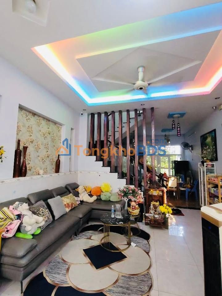 Nhà 2 Tầng HXH 75m² Ngay TTHC Dĩ An - 5 Tỷ, Sẵn Ở Ngay