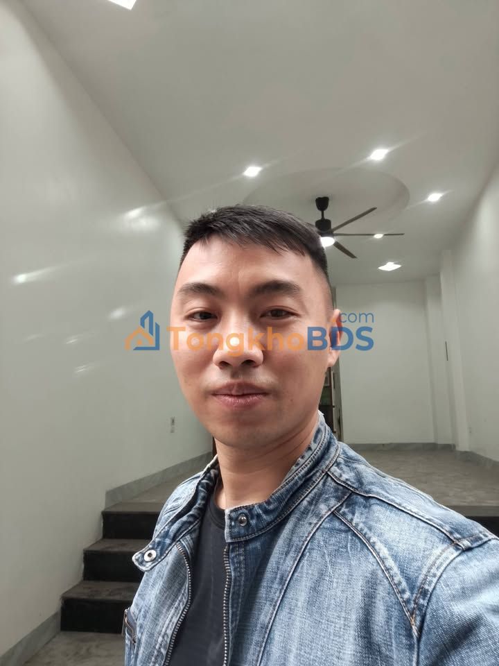 Nhà Lô Góc 5 Tầng Thang Máy Hà Đông - 8 Tỷ, Sẵn Ở Ngay!