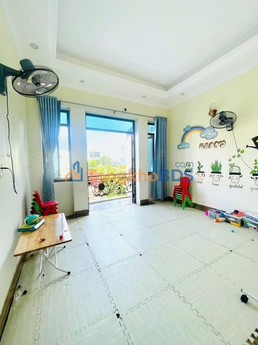 Nhà 3 tầng Bãi Viên, Nam Định - Ô tô đỗ cửa, Kinh doanh tốt