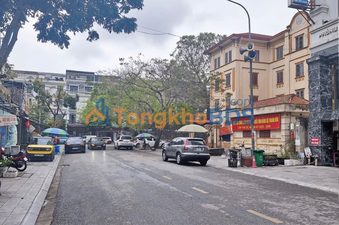 Nhà Lê Lai Thanh Hóa 102m² 23 tỷ - Ô tô vào nhà