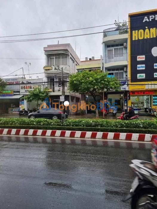 Nhà Mặt Tiền Đồng Khởi Bến Tre - 75m² 3 Tầng - Kinh Doanh Đắc Lợi