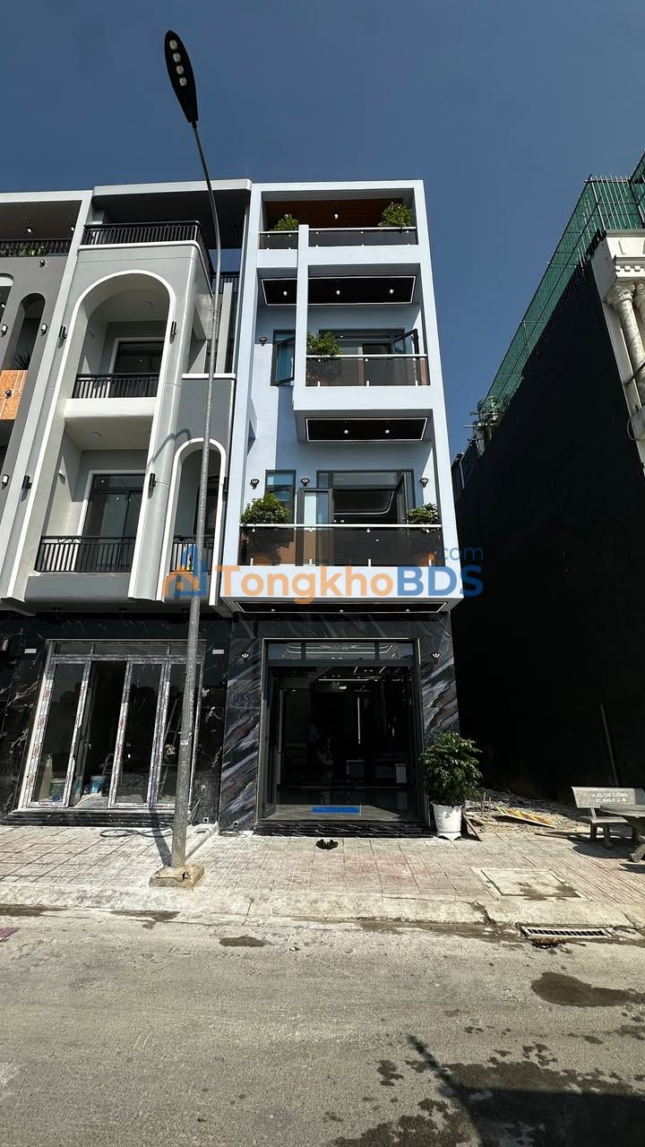 Nhà 1 Trệt 2 Lầu Thuận An 72.5m² - Sổ Hồng Hoàn Công