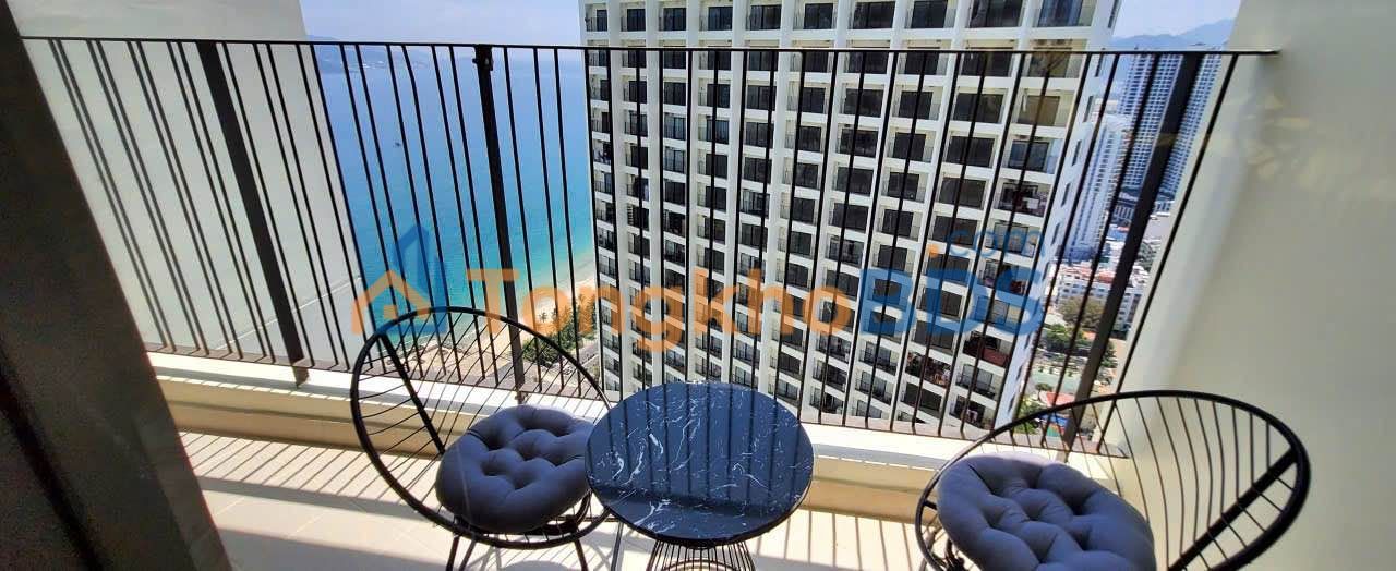 Cho thuê Studio Gold Coast Nha Trang 52m² - Tầng cao, Full Nội thất Luxury