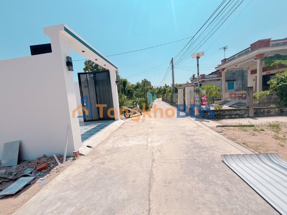 Nhà riêng Cần Giuộc 172m² 2.4 tỷ - Ô tô vào tận nhà