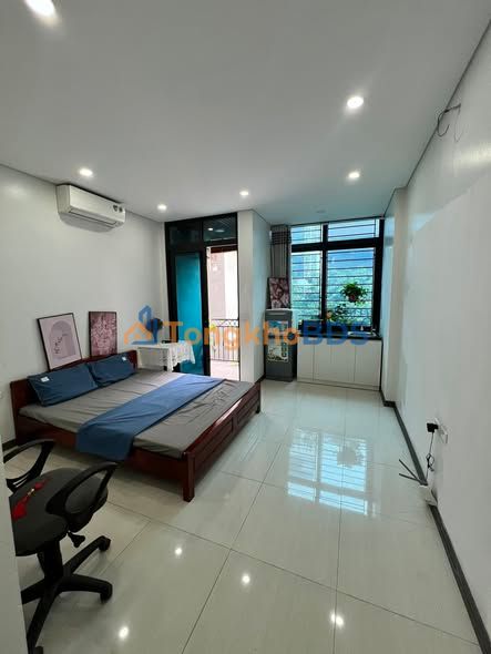 Cho thuê Studio 25m² Trịnh Công Sơn, Tây Hồ - Full Nội thất, Giá 5.2 Triệu/tháng