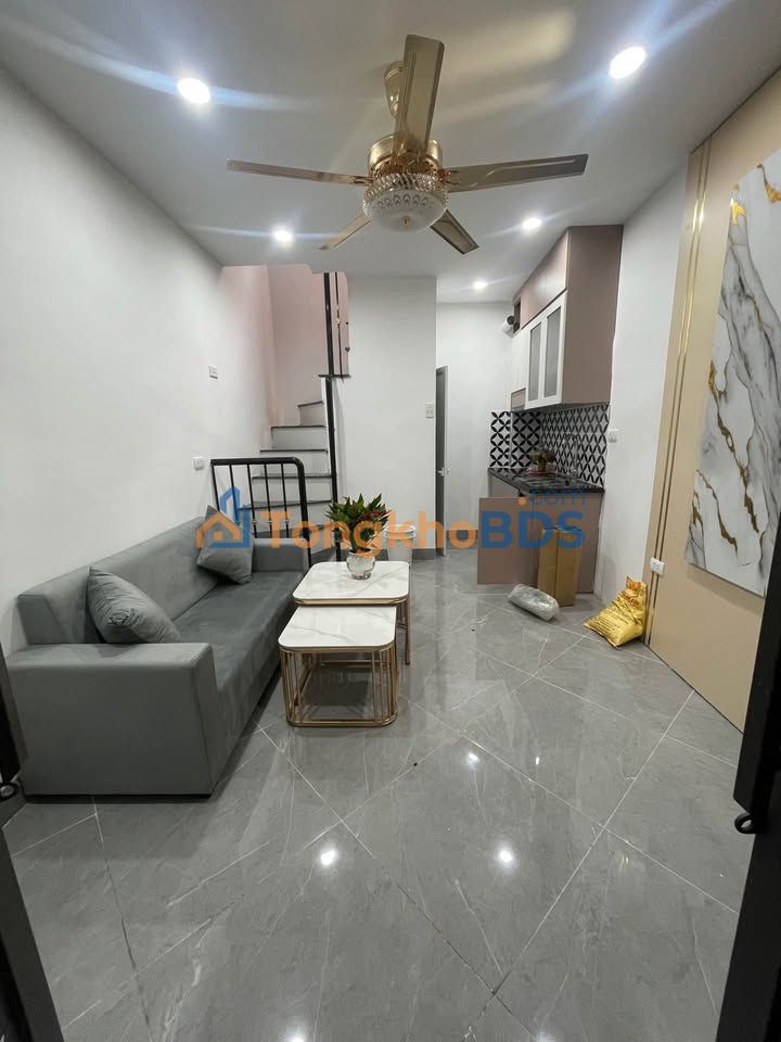 Nhà 18m² Vĩnh Hưng, Hoàng Mai - 3 Tầng Đủ Nội Thất, Giá 1.68 Tỷ
