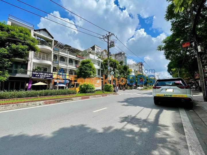 Nhà phố Bàu Cát Đôi P14 Tân Bình 72m² 26 tỷ - Mặt tiền kinh doanh