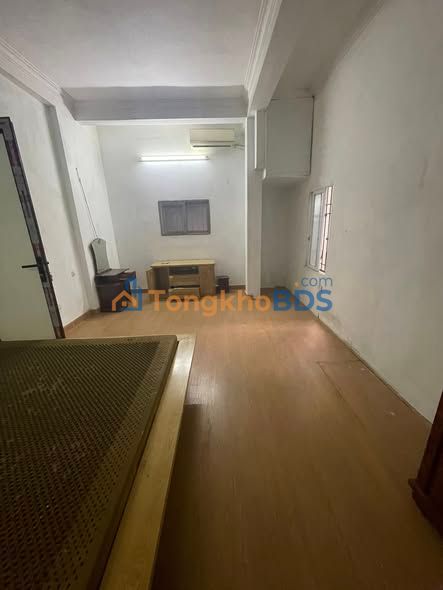 Cho thuê nhà 4 tầng 30m² - Ngõ 161 Dương Văn Bé, Hai Bà Trưng