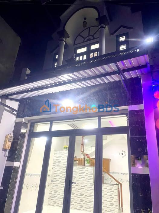 Nhà 2 Tầng Phong Cách Âu, Hẻm Xe Hơi 5m - Quận 12, Giá 3.48 Tỷ