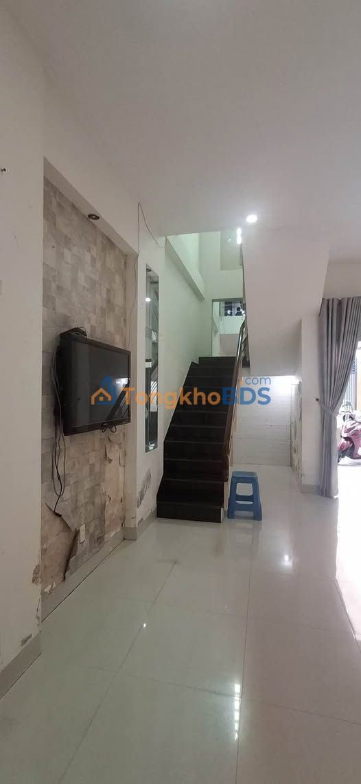 Nhà 2 Tầng Trung Tâm Hải Châu - 46m² Chỉ 3.65 Tỷ, 2 Phút Đến Cầu Rồng