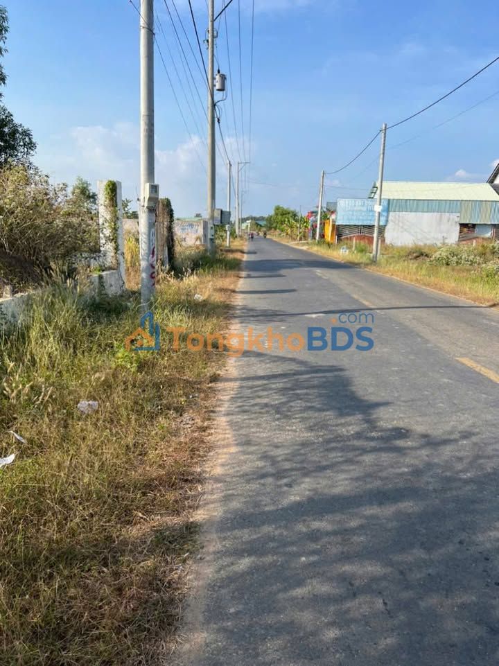 Nhà Mặt Tiền Hương Lộ 2 Bà Rịa - 226m² Giá 4.5 Tỷ, Sẵn Sàng Kinh Doanh